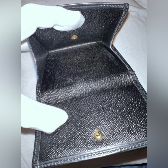 (Sold) Louis Vuitton Epi Leather Black Tri-Fold Wallet, Authentic - Picture 4 of 11